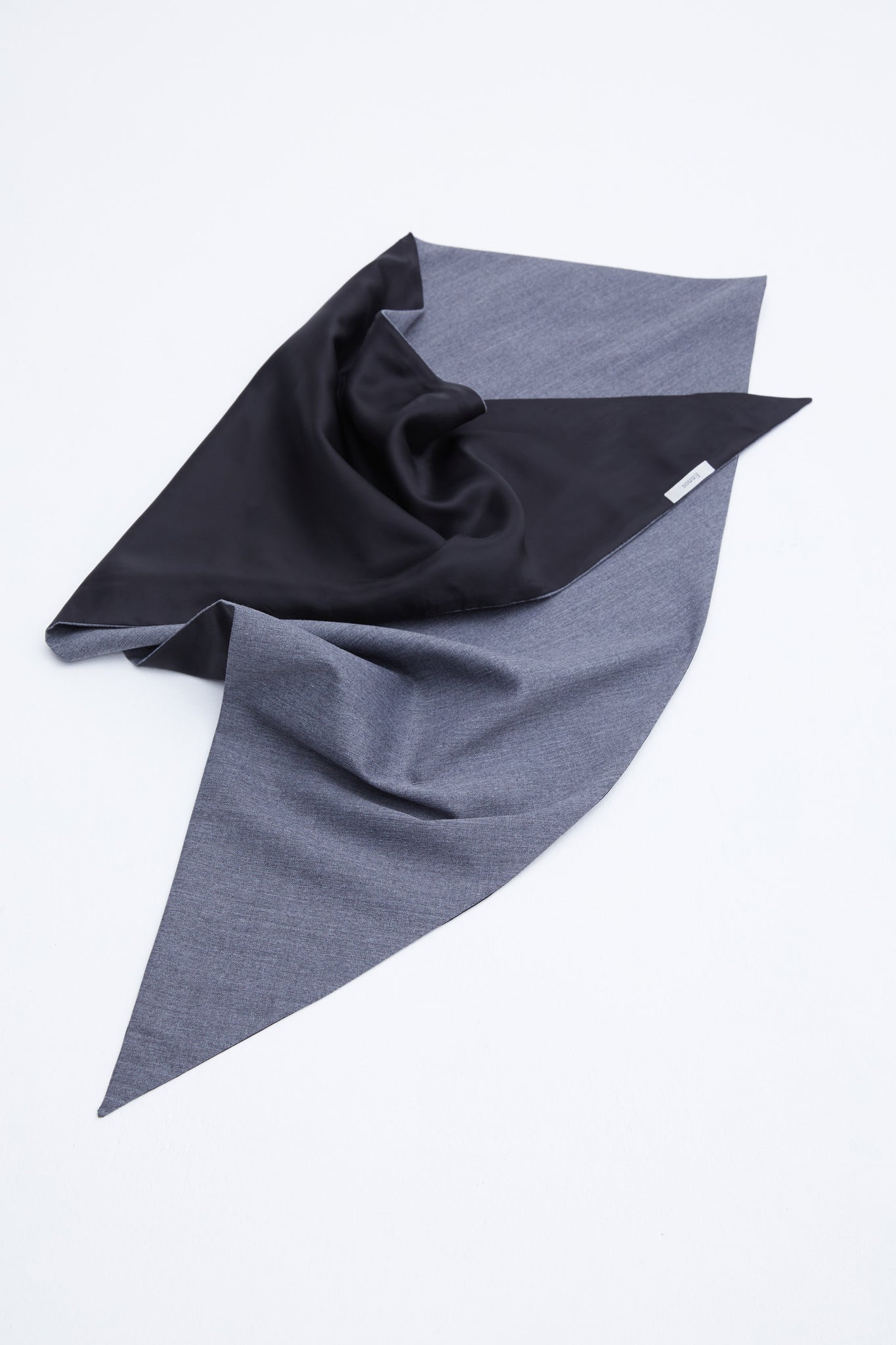 Baira scarf